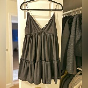 Zara Elegant Black V-Neck Dress